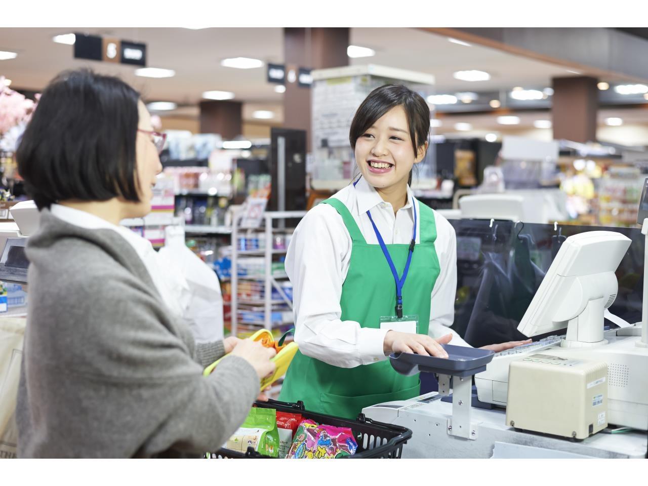 外国人技能実習生受入組合の実務経験者募集!完全週休二日制の一般事務スタッフ