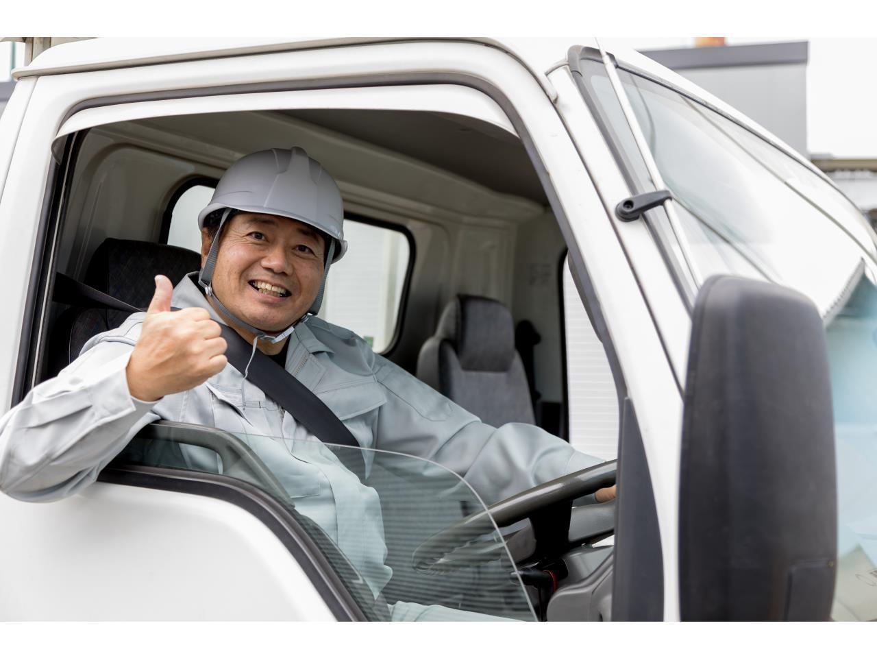 50歳以上でも積極採用!大型トラックの運転業務