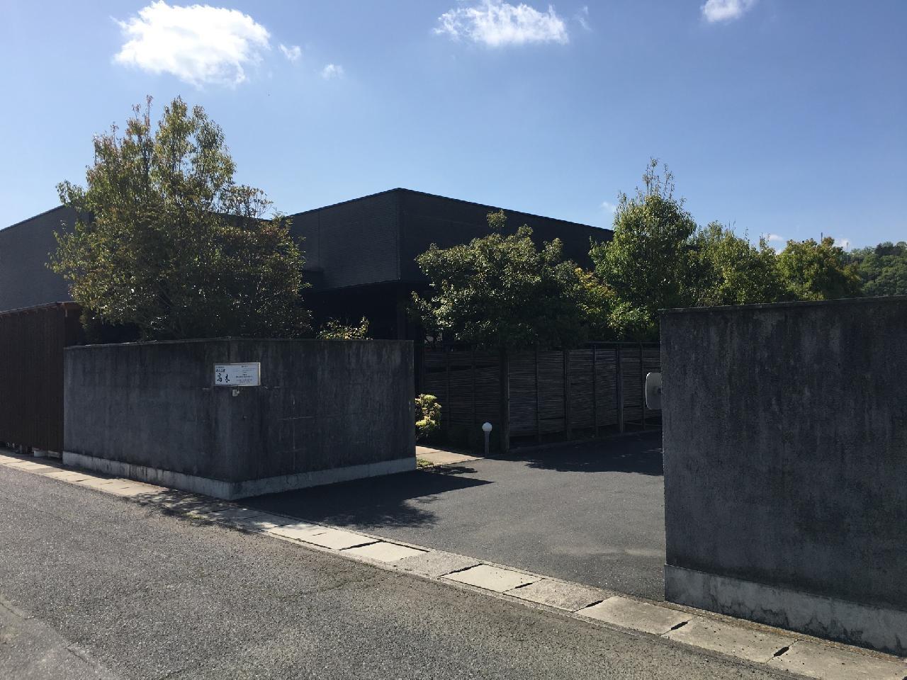 土日のみで働けるホールおよび調理補助のランチStaff