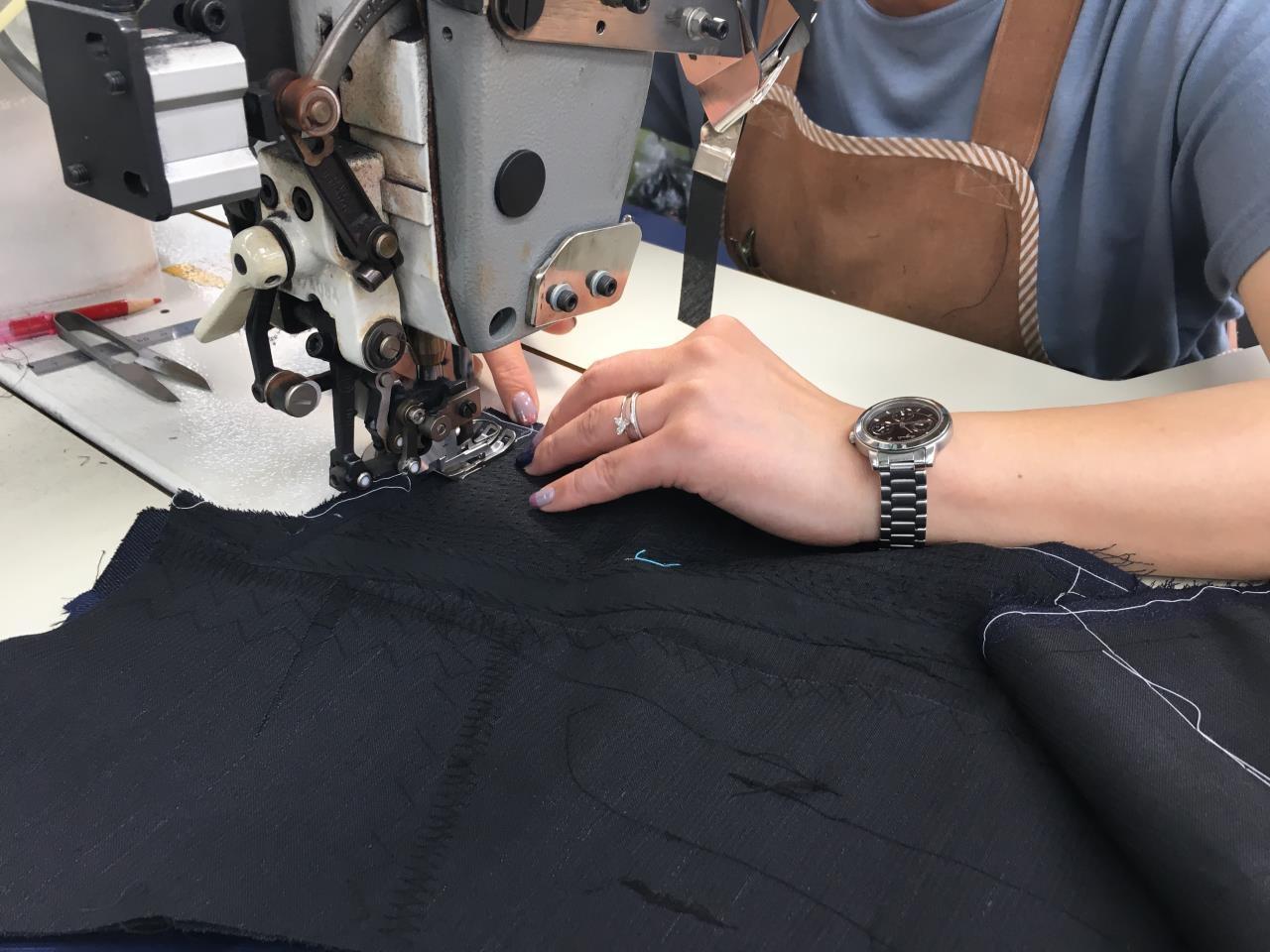 メンズジャケット製造スタッフ(動画有り)