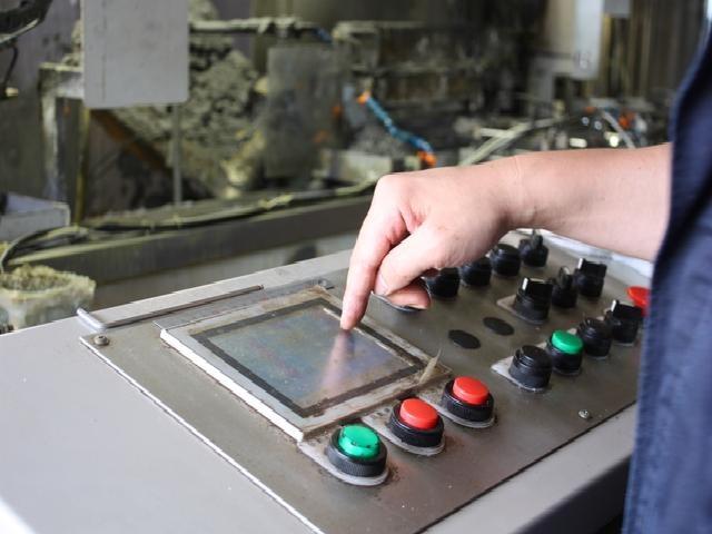 精度の高い機械加工や組立の職人を目指す!鉄工所での製造業務