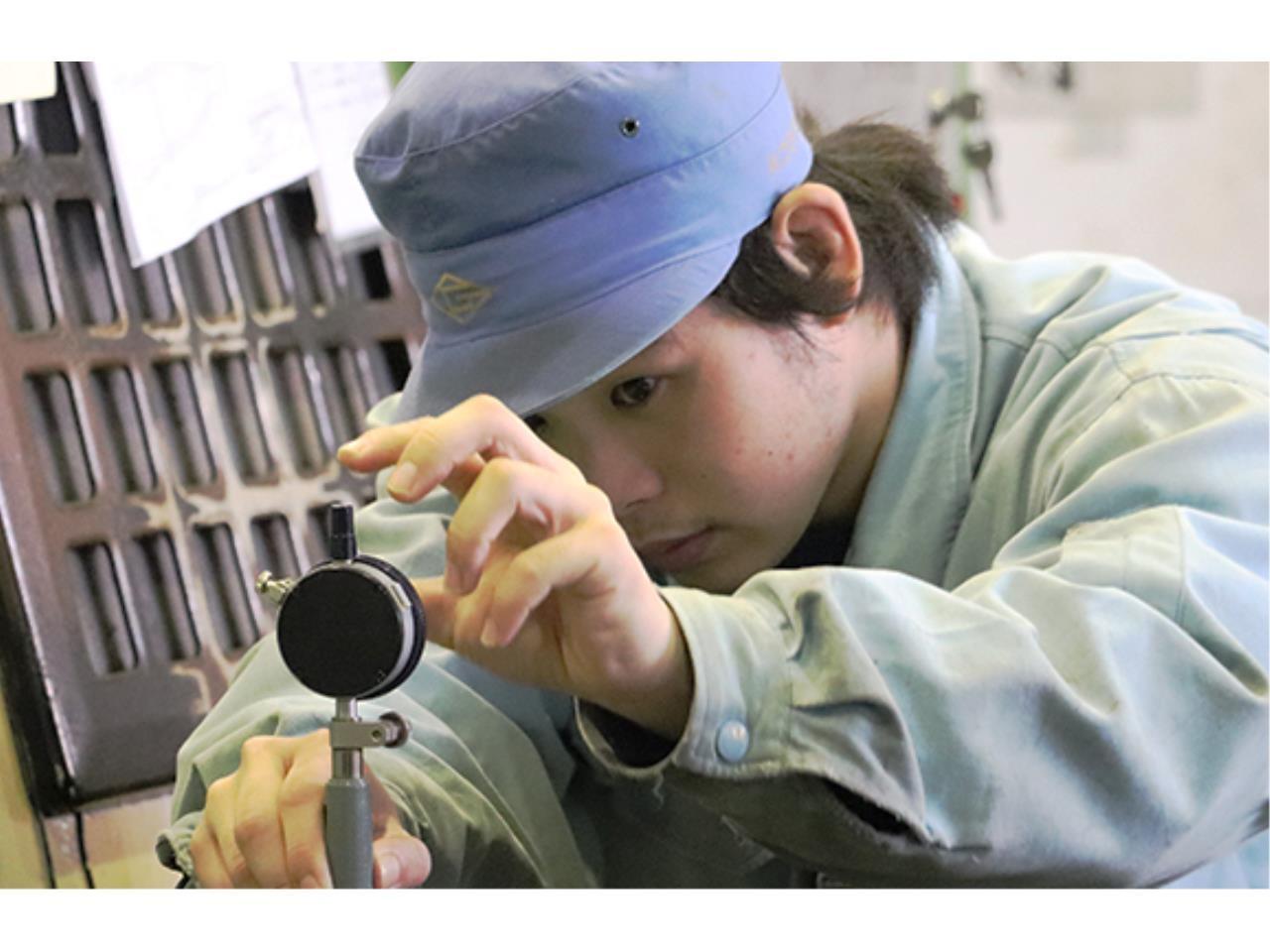 髪色自由で未経験や無資格歓迎の工場内製造(動画有り)