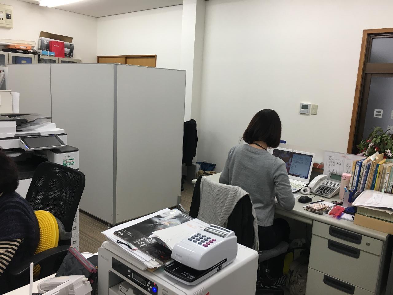 新規設立した建設会社での事務員