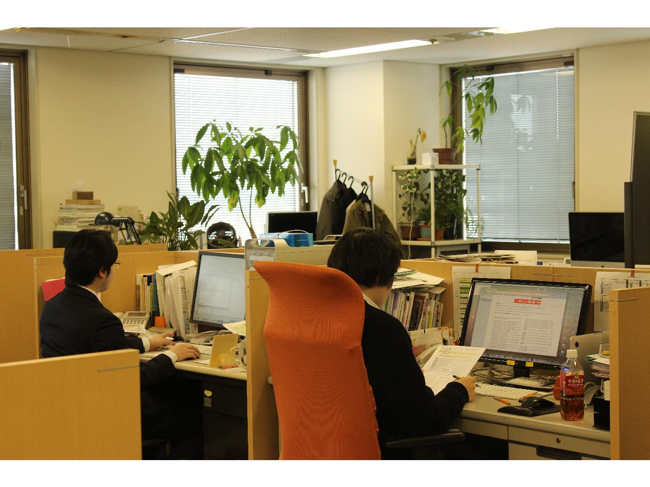 広告・WEB制作の企画・提案営業