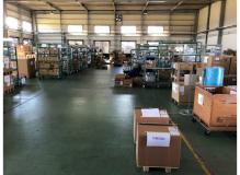 フォークリフト未経験者歓迎の作業風景