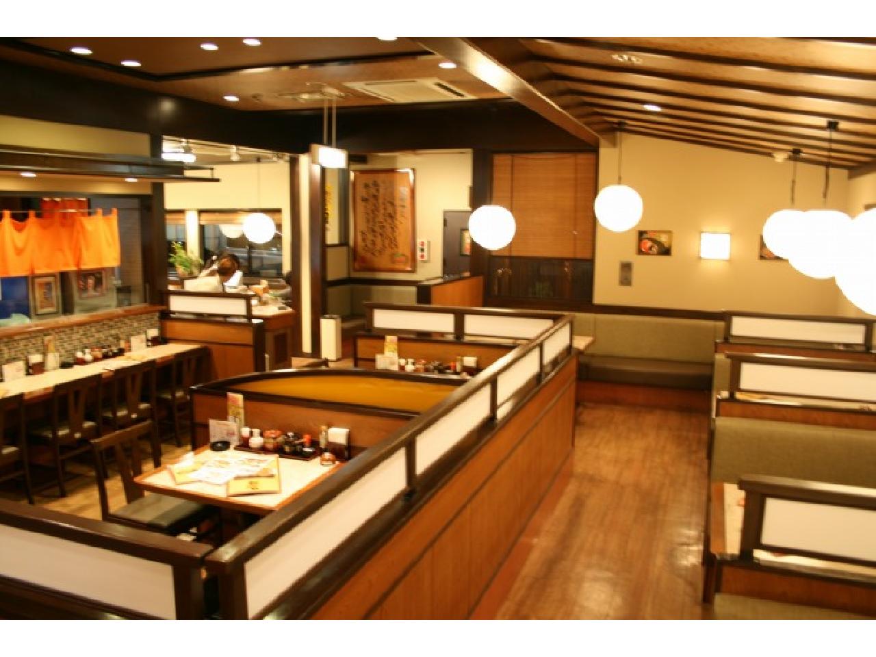 トンカツ店での店舗スタッフ