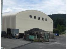 フォークリフトの作業風景