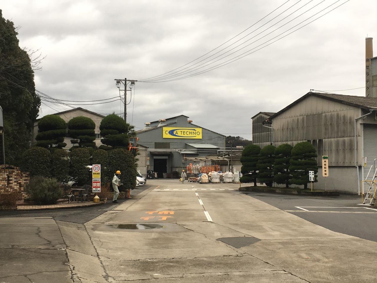 未経験歓迎!耐火煉瓦の金型加工作業