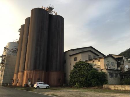 飼料製造の機械オペレーター
