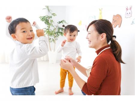 残業も持ち帰り仕事も無し自園での託児も無料の保育士