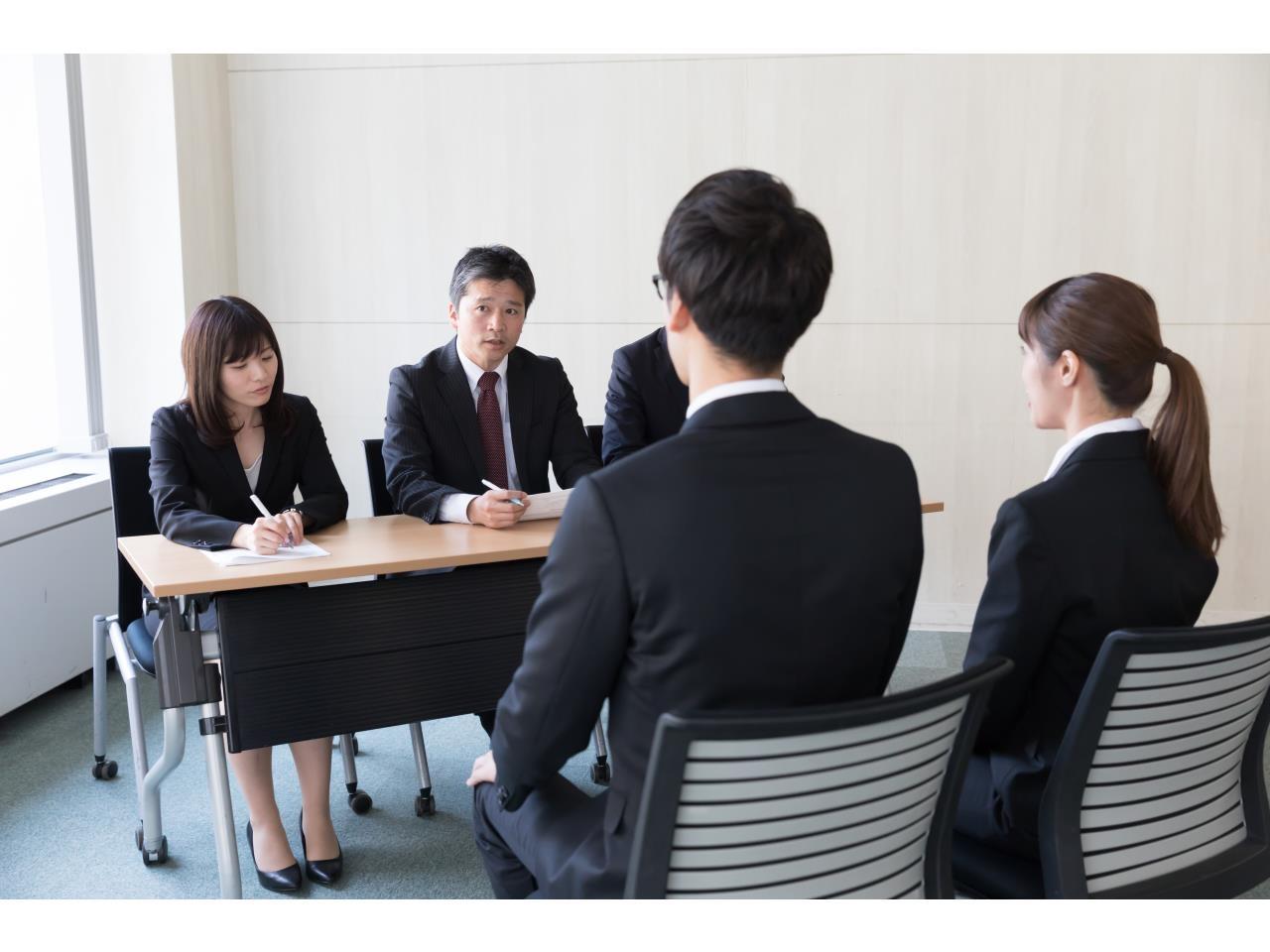 採用活動をメインとする老舗物流会社での総務人事担当