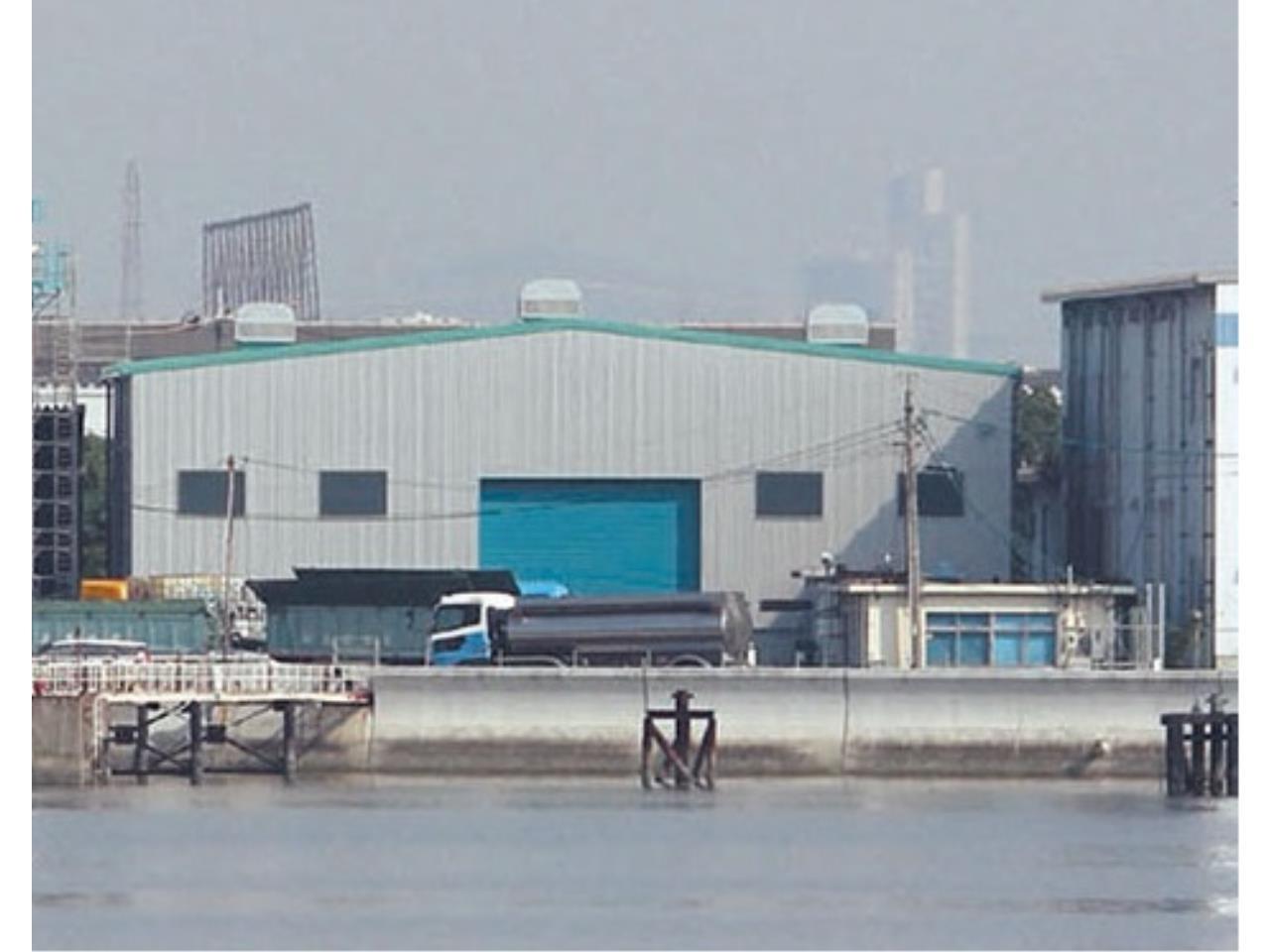 未経験OK大手メーカー廃油リサイクル工場での作業スタッフ