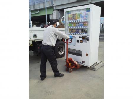 自動販売機の設置・メンテナンス業務