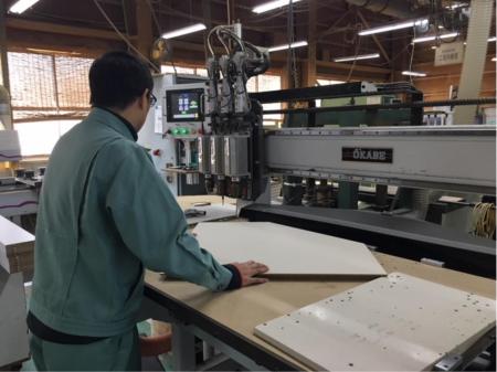 年間休日１２０日　未経験歓迎の工場製造スタッフ