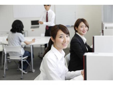 未経験ＯＫ土日祝完全休み　軽作業もこなすデータ入力スタッフ