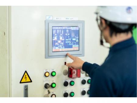プラスチックリサイクルプラントでの技術系総合職