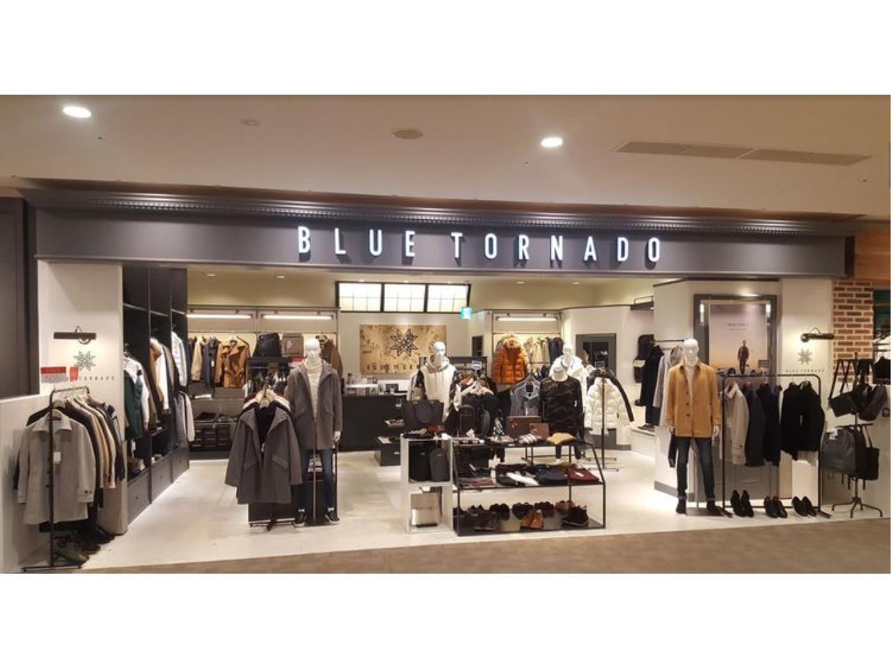 メンズカジュアルブランドの販売スタッフ