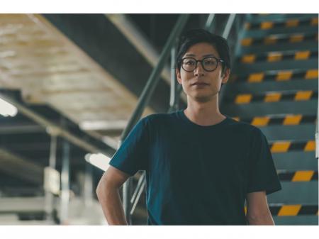 将来正社員になれる染料の計量作業
