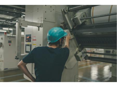 糸製造の機械操作