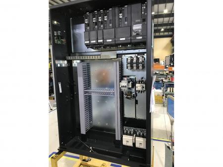 土日祝休み日勤　エアコン完備の工場での組立スタッフ