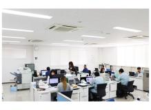 『更新日：2023/3/21』<BR><BR>東証プライム上場企業の１００％子会社なので、福利厚生は親会社に準拠。<BR>安定して長く腰を据えて勤務したい方に♪<BR>定年まで働き続ける方も多数◎