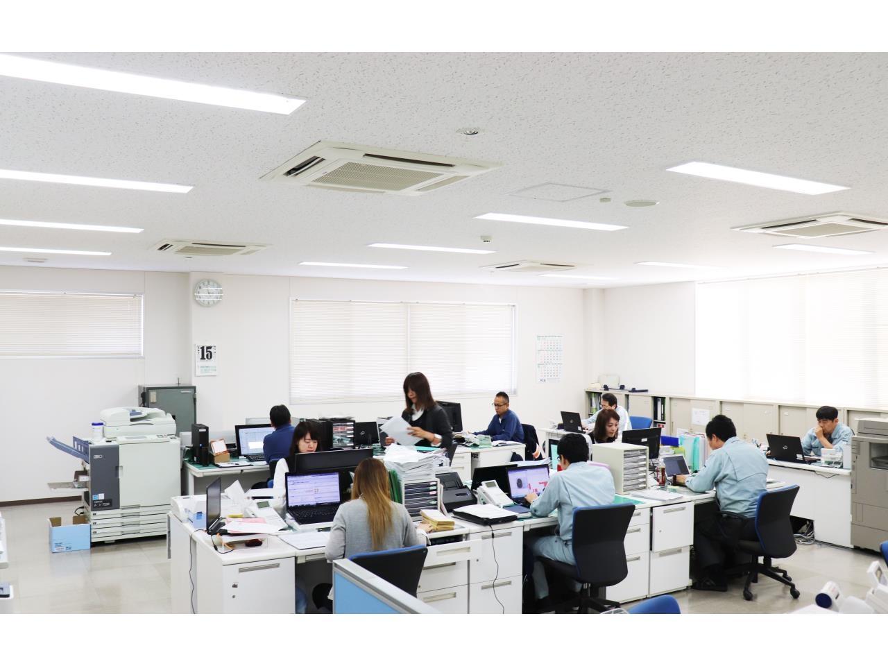 正社員前提　受注から納期調整がメインの事務職