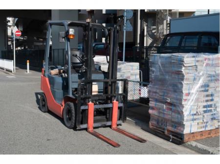 カウンター式フォークリフトでの入出庫管理