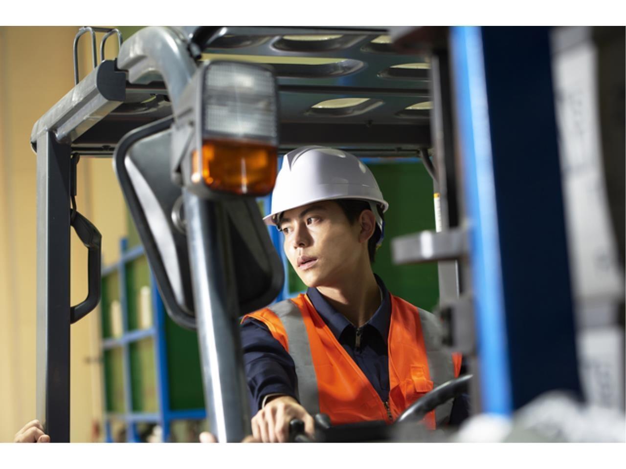 未経験でも高時給　土日祝休み日勤で働けるフォークリフトでの出荷