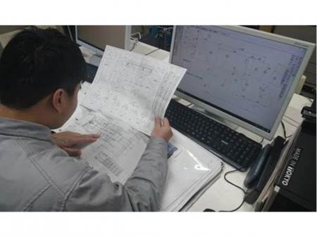 車両運搬車製造会社での営業職
