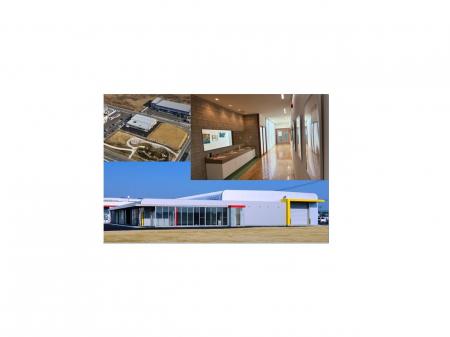 印刷工場の製造スタッフ