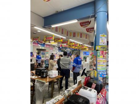 街の電気屋さんで家電やリフォームの提案営業