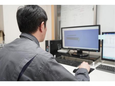 板金加工部品のＣＡＤオペレーター