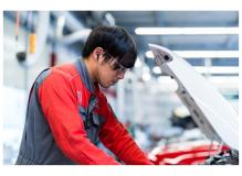 輸入車ディーラーでの整備士