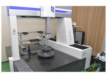 『更新日：2026/3/18』<BR><BR>全ては確固たる信頼のために製品の品質やブランド力を守る影の立役者を募集しています。<BR>年間休日１２４日｜社宅あり<BR>土日祝休み｜プライベートも充実できますよ♪