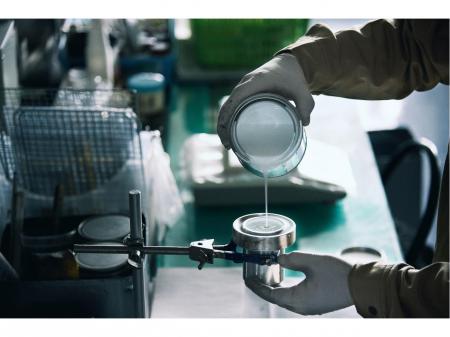 塗料および化学薬品の研究開発