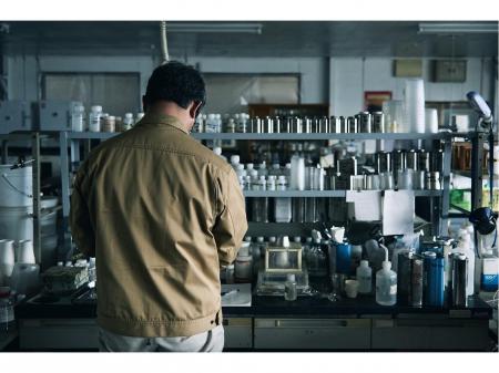 塗料および化学薬品の研究開発