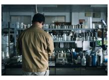 塗料および化学薬品の研究開発