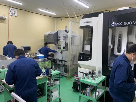 正社員技術職の金型部品製作