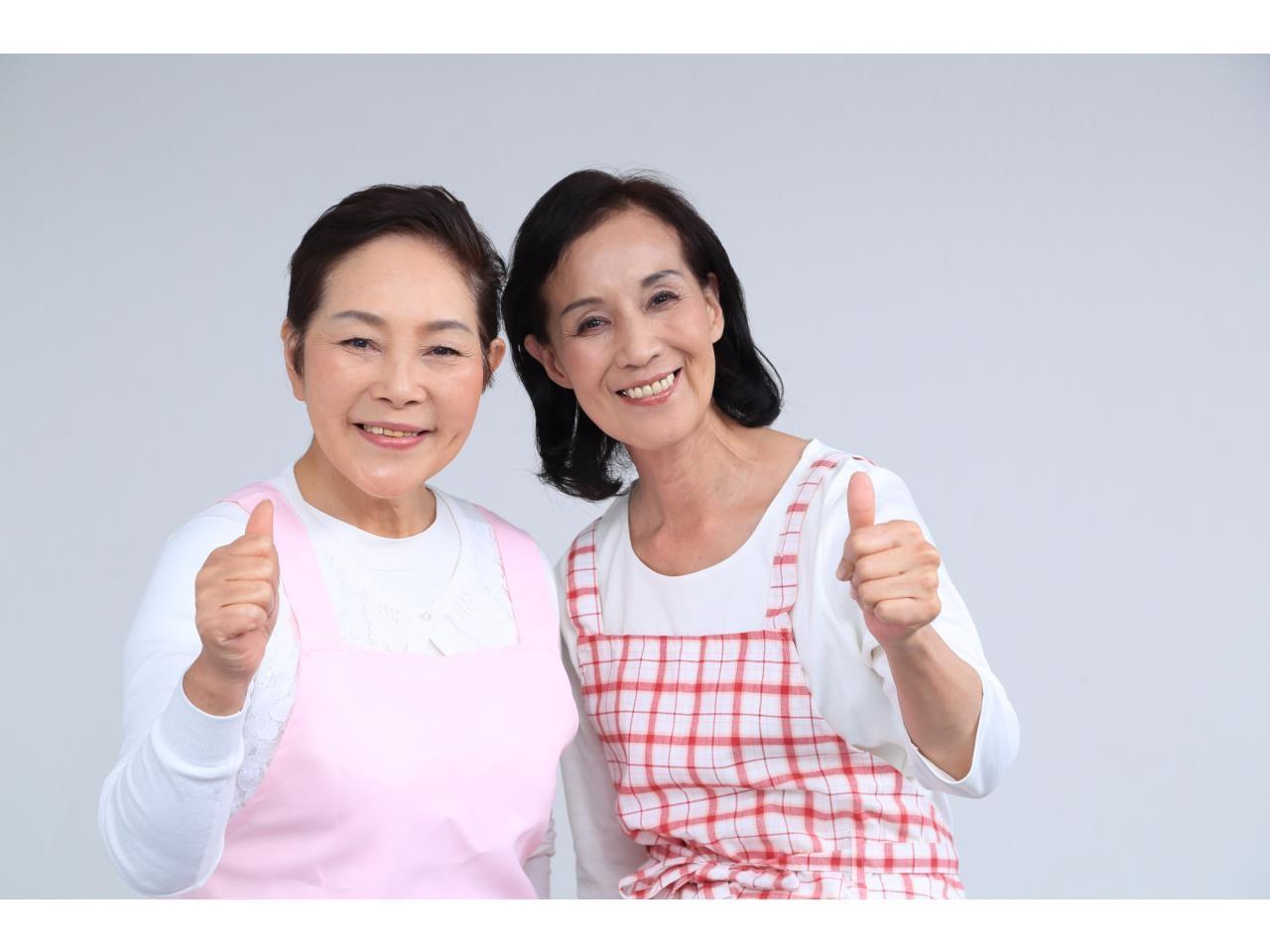 短時間勤務の調理補助スタッフ