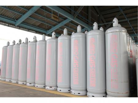 土日祝お休みで未経験の方も歓迎のＬＰガスボンベの検査および充填作業