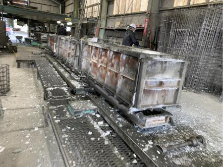 コンクリート工場での製造スタッフ