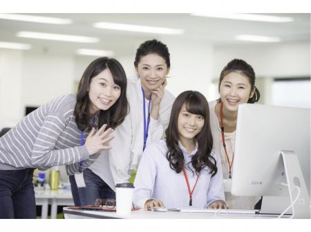 女性専用フィットネスジムの接客スタッフ