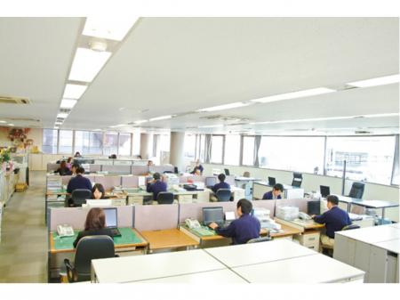 ステンレスメーカーでの社内ヘルプデスク