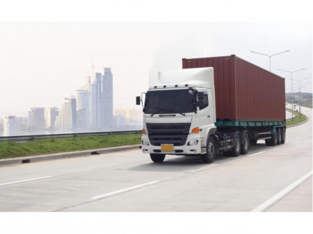 自動車ディーラーでの整備士