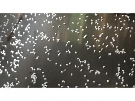 化学材料の製造