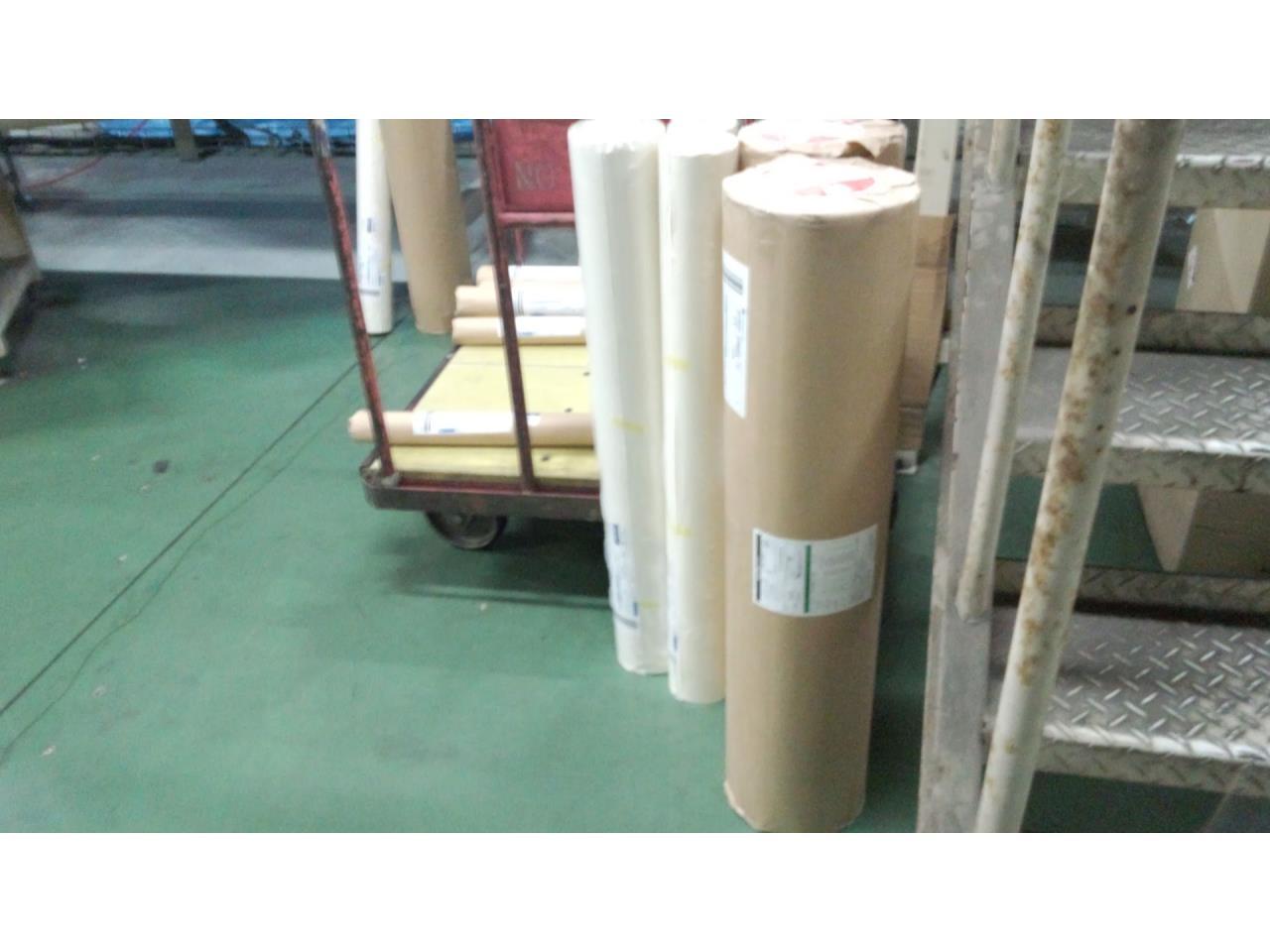 床材の包装出荷作業