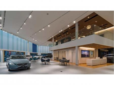 ボルボ正規ディーラーでの営業