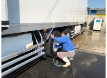 安定した物量のある、中距離４ｔドライバー職！！