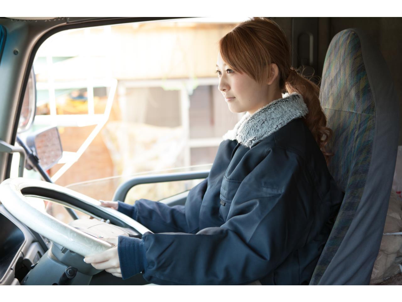 安定した物量のある、中距離４ｔドライバー職！！