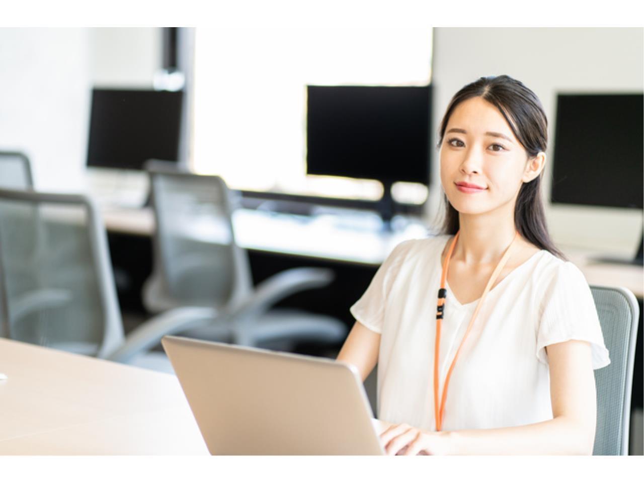 医療事務/年間休日１２３日/残業少なめ